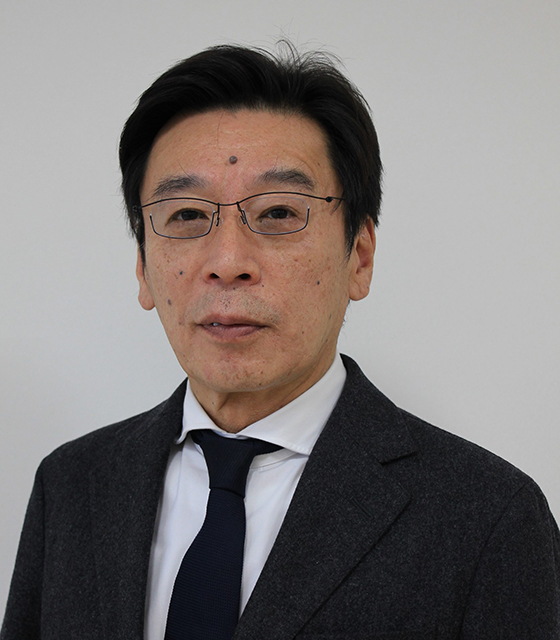 院長　鵜飼泰光